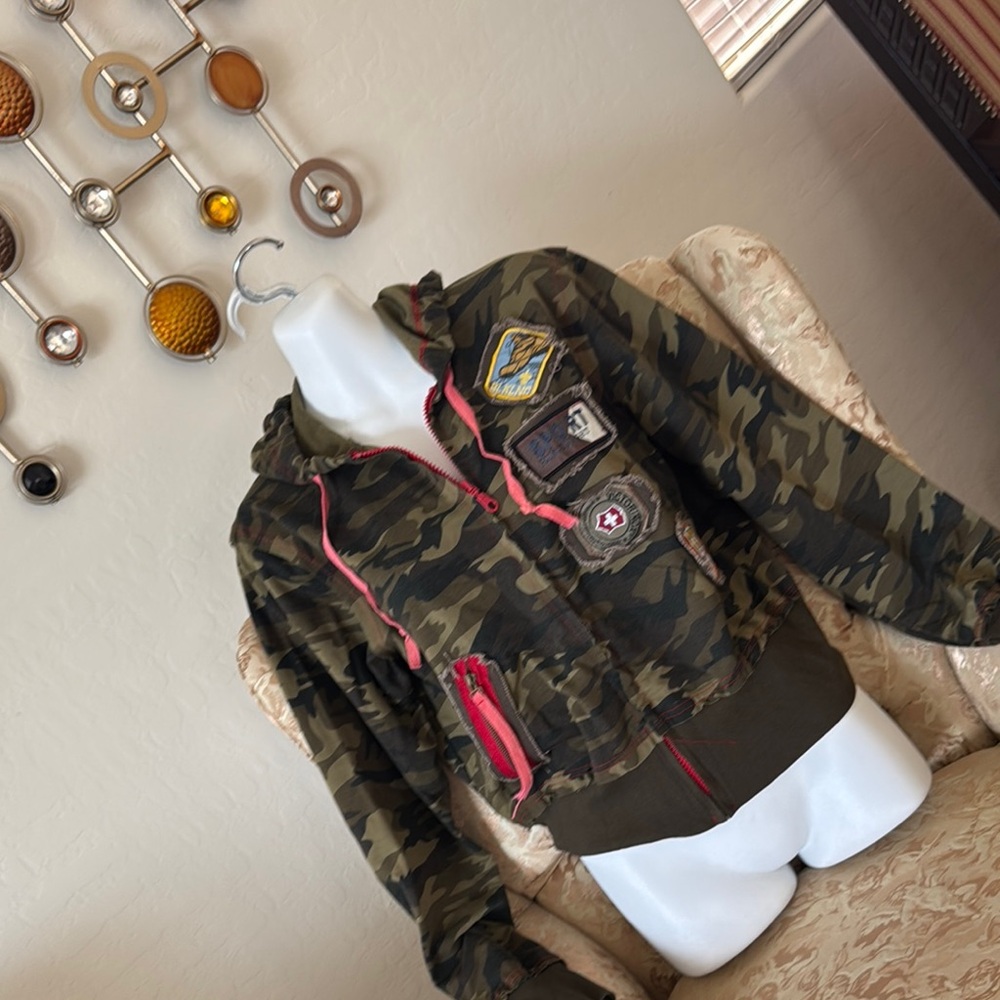 Annie Camouflage Jacket with Patches